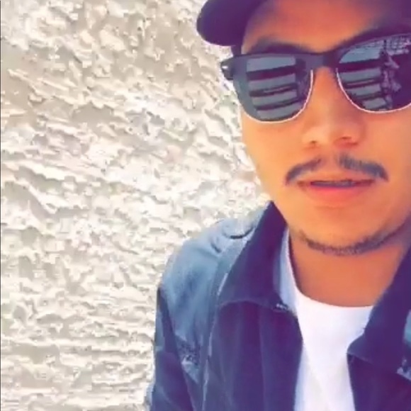 Meet your Posher, David - Picture 1 of 1